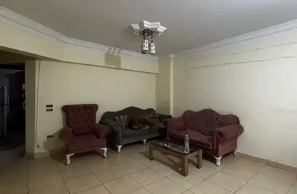 شقة - 3 غرف نوم - 2 حمامات للبيع في الشارع التجارى - زهراء المعادي - حي المعادي - القاهرة