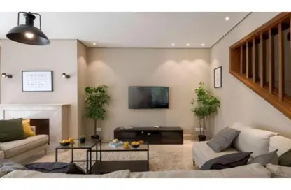 فيلا - 3 غرف نوم - 3 حمامات للايجار في كايرو فيستيفال سيتى - المستثمرين الشمالية - مدينة القاهرة الجديدة - القاهرة