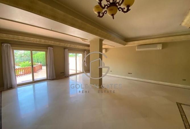 8105334 - Property Image 2