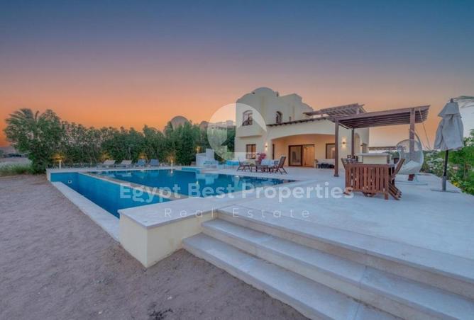 8327858 - Property Image 2