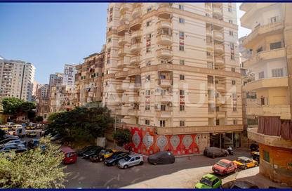 Apartment - 3 Bedrooms - 2 Bathrooms for sale in Abo Qir St. - Ibrahimia - Hay Wasat - Alexandria