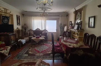 شقة - 3 غرف نوم - 2 حمامات للبيع في طريق الزعيم جمال عبد الناصر - سيدي بشر - حي اول المنتزة - الاسكندرية