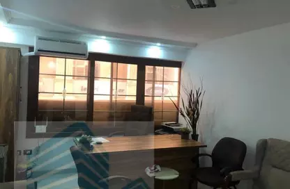 Apartment - 2 Bedrooms - 1 Bathroom for rent in Shaarawy St. - Laurent - Hay Sharq - Alexandria