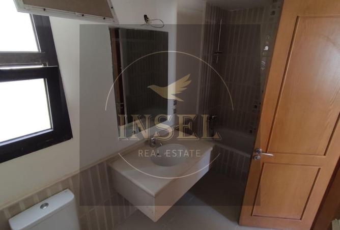 8066427 - Property Image 2
