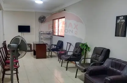 Office Space - Studio - 1 Bathroom for rent in Zezenia - Hay Sharq - Alexandria