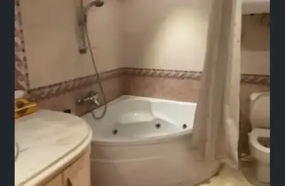 Apartment - 3 Bedrooms - 2 Bathrooms for sale in Mohamed Hassanein Heikal St. - 6th Zone - Nasr City - Cairo