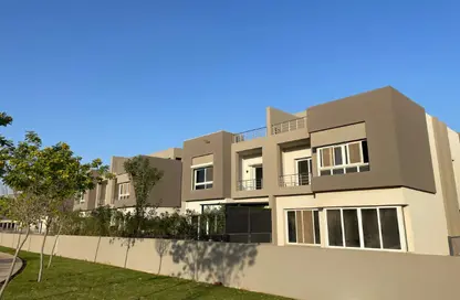 Villa - 5 Bedrooms - 5 Bathrooms for sale in Etapa - Sheikh Zayed Compounds - Sheikh Zayed City - Giza