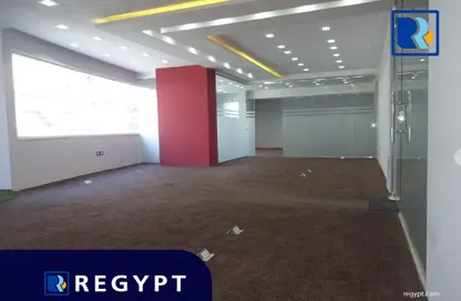 Office Space - Studio - 3 Bathrooms for rent in Degla Square - Degla - Hay El Maadi - Cairo