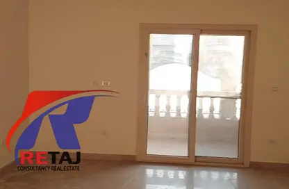 شقة - 2 غرف نوم - 2 حمامات للايجار في شارع الشويفات - الحي الاول - التجمع الخامس - مدينة القاهرة الجديدة - القاهرة