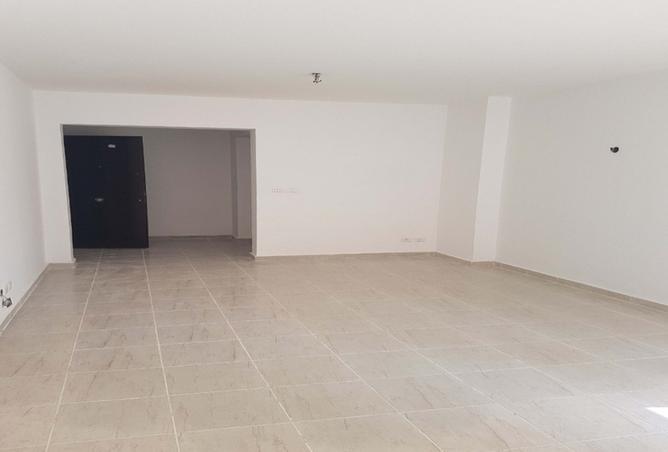 8160353 - Property Image 2