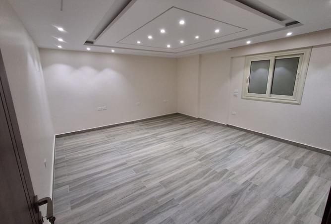 8527063 - Property Image 2