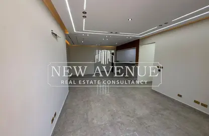 Apartment - 3 Bedrooms - 3 Bathrooms for sale in Eastown - 5th Settlement Compounds - The 5th Settlement - New Cairo City - Cairo
