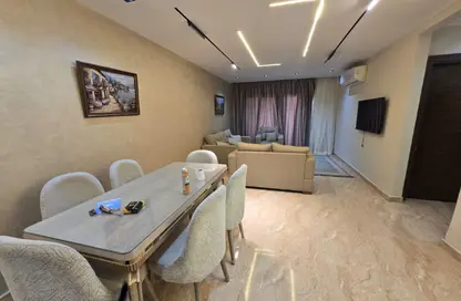 Apartment - 2 Bedrooms - 2 Bathrooms for rent in Zahraa El Maadi - Hay El Maadi - Cairo
