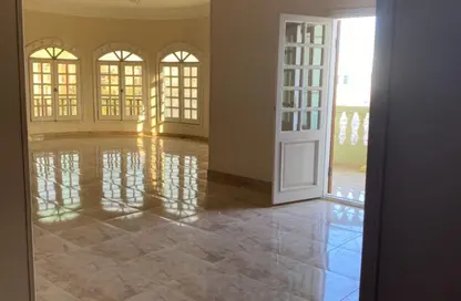 Apartment - 3 Bedrooms - 2 Bathrooms for sale in Ahmed Moharam St. - The 1st Settlement - New Cairo City - Cairo