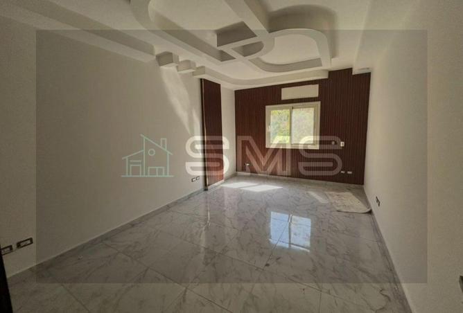 8313706 - Property Image 3