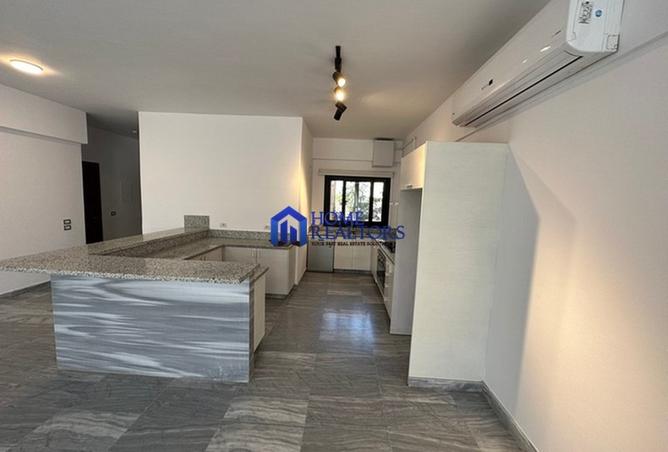 8051657 - Property Image 3