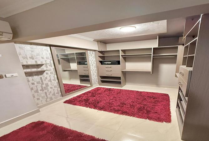 8324586 - Property Image 3