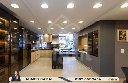 محل تجاري - استوديو - 2 حمامات للبيع في شارع ابو قير - جليم - حي شرق - الاسكندرية