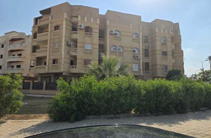 Apartment - 3 Bedrooms - 2 Bathrooms for sale in 1st Neighborhood - 2nd Area - Shorouk City - Cairo