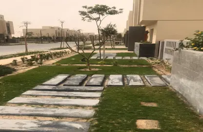 Townhouse - 3 Bedrooms - 3 Bathrooms for sale in Al Burouj Compound - El Shorouk Compounds - Shorouk City - Cairo