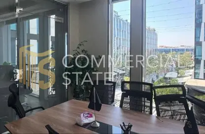 مساحات مكتبية - استوديو - 1 حمام للايجار في بارك ستريت - محور 26 يوليو - الشيخ زايد - الجيزة