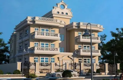 Apartment - 3 Bedrooms - 3 Bathrooms for sale in 5th Neighborhood - 3rd District East - Shorouk City - Cairo