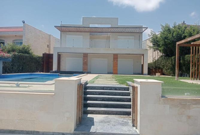 8454938 - Property Image 2