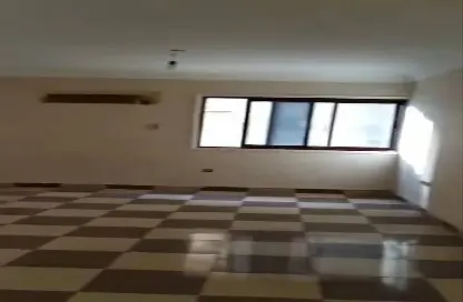 مساحات مكتبية - استوديو - 2 حمامات للايجار في شارع شهاب - المهندسين - الجيزة