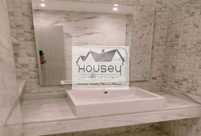 8260290 - Property Image 3