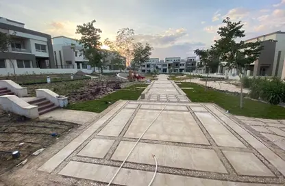 Townhouse - 5 Bedrooms - 6 Bathrooms for sale in Garden Residence - Hyde Park - New Cairo City - Cairo