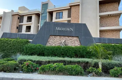 Penthouse - 2 Bedrooms - 1 Bathroom for rent in Midtown - South Investors Area - New Cairo City - Cairo