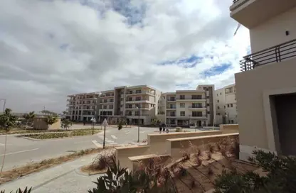 Penthouse - 3 Bedrooms - 3 Bathrooms for sale in The Fourteen Golf Residences - Uptown Cairo - Mokattam - Cairo