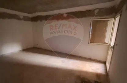 شقة - 3 غرف نوم - 2 حمامات للبيع في جناكليس - حي شرق - الاسكندرية