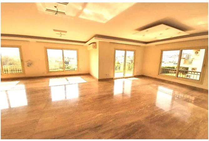 8019904 - Property Image 3
