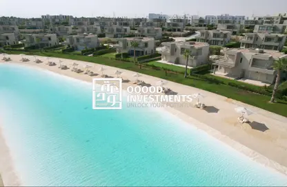 Chalet - 2 Bedrooms - 3 Bathrooms for sale in Azha North - Ras Al Hekma - North Coast