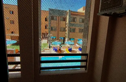 شاليه - غرفة نوم - 1 حمام للبيع في لا لونا - العين السخنة - السويس