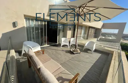 Chalet - 3 Bedrooms - 2 Bathrooms for rent in Hacienda Bay - Sidi Abdel Rahman - North Coast