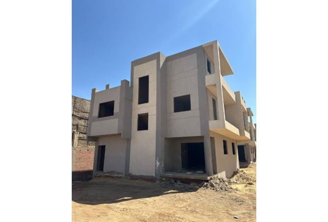 8334123 - Property Image 3