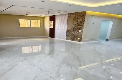 Apartment - 3 Bedrooms - 2 Bathrooms for sale in South Lotus - El Lotus - New Cairo City - Cairo