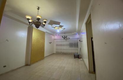 Apartment - 3 Bedrooms - 2 Bathrooms for sale in Dr Lashin St. - Al Tawabek - Faisal - Hay El Haram - Giza