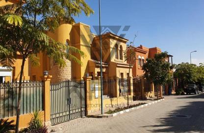فيلا - 5 غرف نوم - 4 حمامات للبيع في جاردينيا سبرنجز - امتداد المستثمرين الشمالية - مدينة القاهرة الجديدة - القاهرة