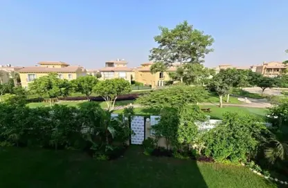 Apartment - 1 Bedroom - 2 Bathrooms for sale in Hyde Park - 5th Settlement Compounds - The 5th Settlement - New Cairo City - Cairo