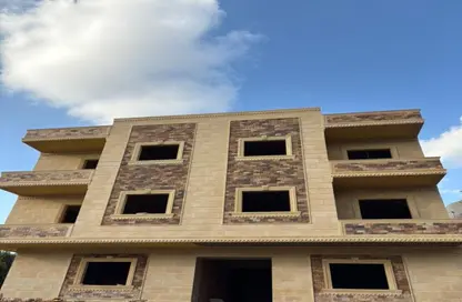 Apartment - 3 Bedrooms - 3 Bathrooms for sale in 1st Neighborhood - 3rd District West - Shorouk City - Cairo