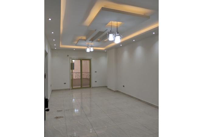 8452970 - Property Image 2