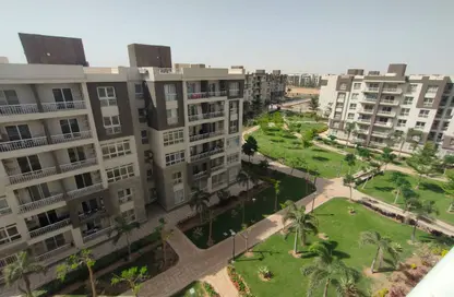 Apartment - 2 Bedrooms - 1 Bathroom for sale in Madinaty - Cairo
