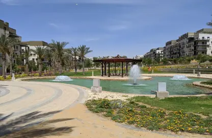 Apartment - 3 Bedrooms - 4 Bathrooms for sale in Eastown - 5th Settlement Compounds - The 5th Settlement - New Cairo City - Cairo