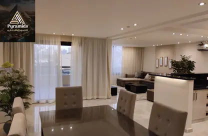 Apartment - 3 Bedrooms - 3 Bathrooms for rent in Shooting Club Street - Dokki - Giza