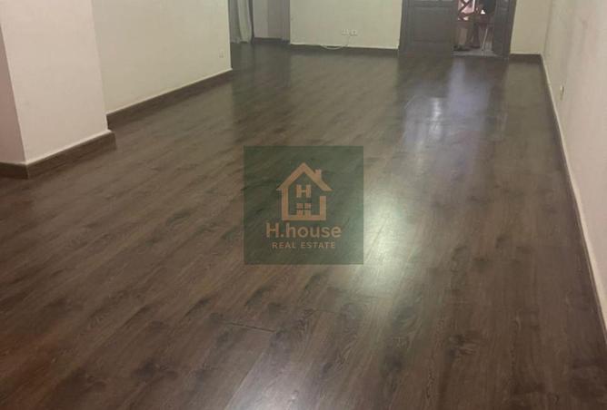 8238352 - Property Image 3