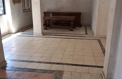 Apartment - 2 Bedrooms - 1 Bathroom for sale in Asmaa Fahmy St. - Ard El Golf - Heliopolis - Masr El Gedida - Cairo