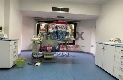 Clinic - Studio - 2 Bathrooms for sale in 26th July St. - Zamalek - Cairo